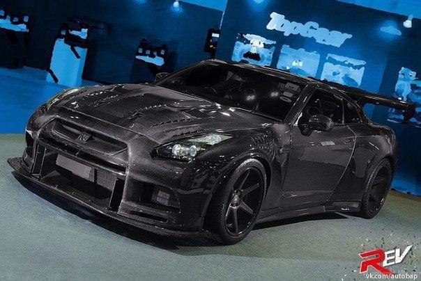 Nissan GT-R