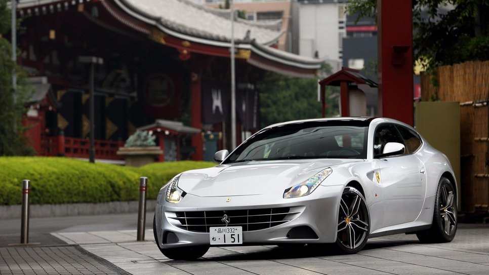 Ferrari FF