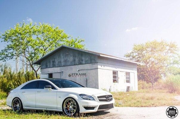 RENNtech Mercedes-Benz CLS 63 AMG on Strasse Wheels. - 4