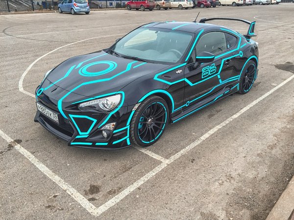 Toyota GT86   TRON ( ). - 4