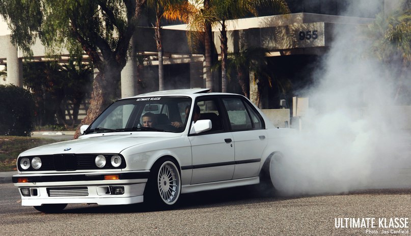 BMW 3-Series. - 4