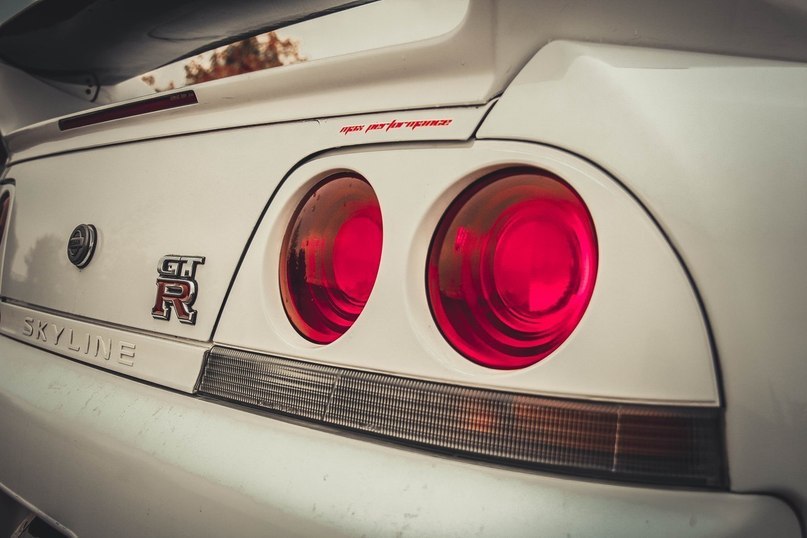 Nissan Skyline GT-R R33 - 6