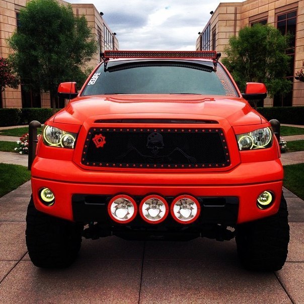 Tacoma 702 Orange Tundra - 2