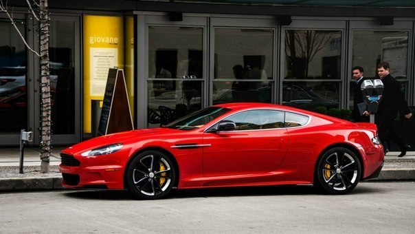 Aston Martin DBS