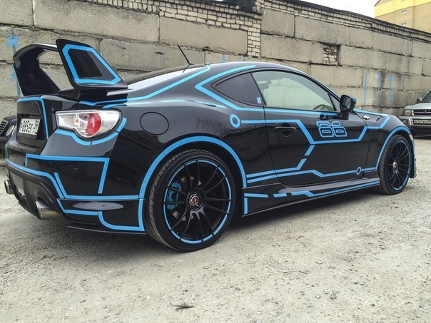 Toyota GT86   TRON ( )