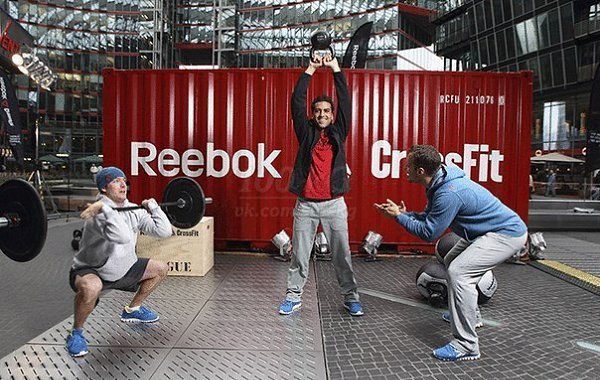 CrossFit тренировочные комплексы на улице, на стадионе.ПотребуетсяТело… Турник… Брусья… Ну и сам ...
