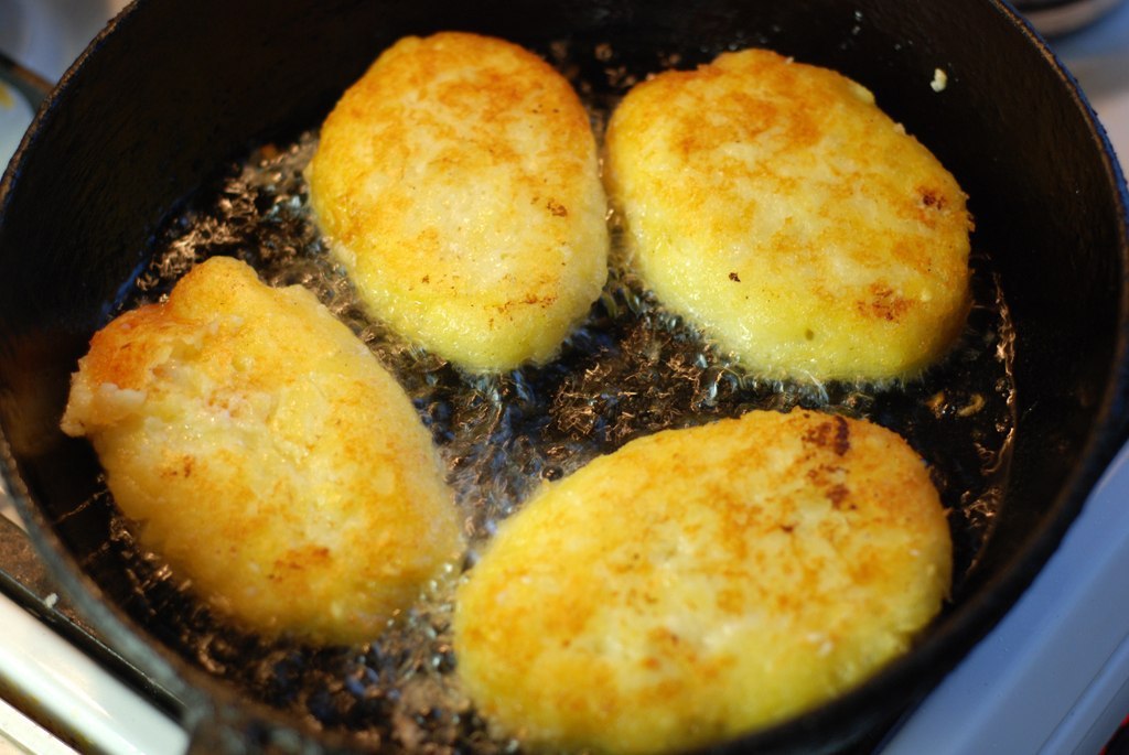 Рецепты картошки на сковороде простые