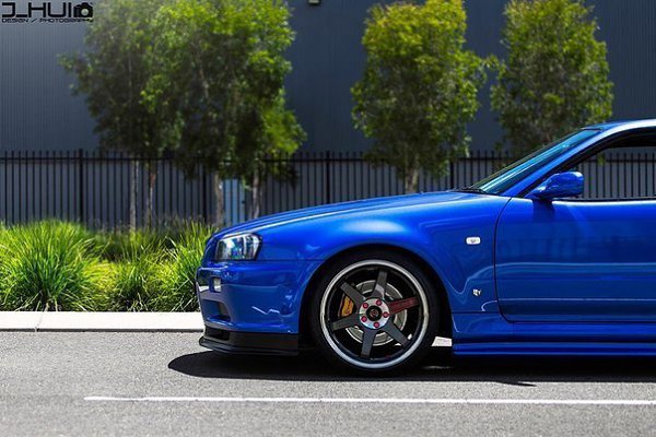 Nissan Skyline GTR R34 - 5