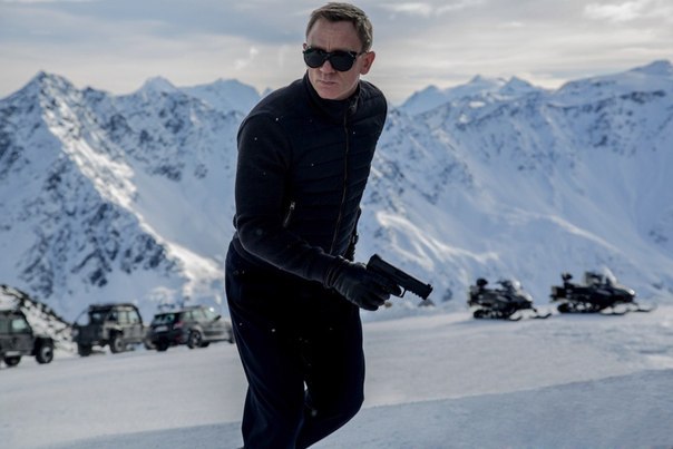         007: : - 3
