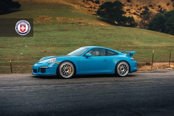 Porsche 911 GT3 - 4