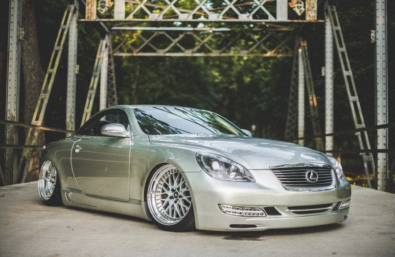 Lexus SC.