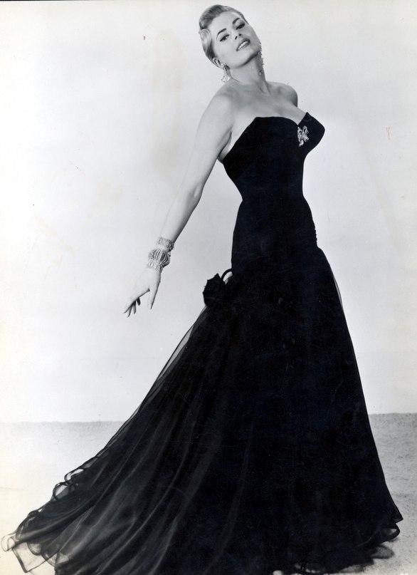  .(29  1931 - 11  2015) - 7