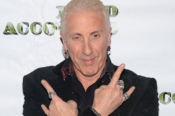     : 15  1955     (Dee Snider) -  ...