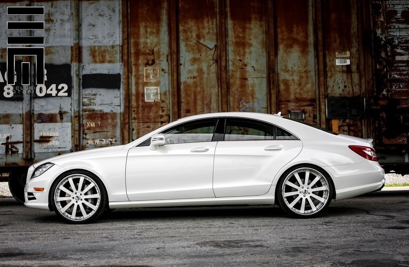 Mercedes-Benz CLS 550. - 2