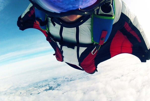 Wingsuit ().     . - 3