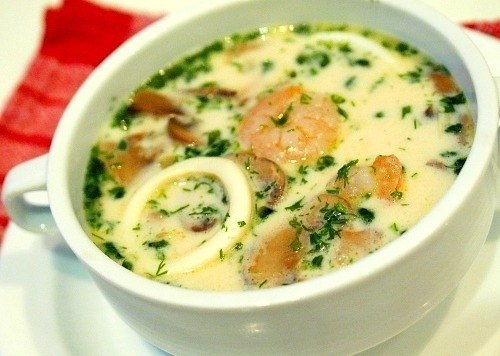 ТОР - 10 ПРОСТО ШИКАРНЫХ ПЕРВЫХ БЛЮД! 1. Вкусный суп с копченостями и кукурузой Ингредиенты: 1-1,5 ... - 10
