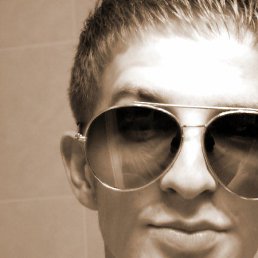 Vladi, , 33 