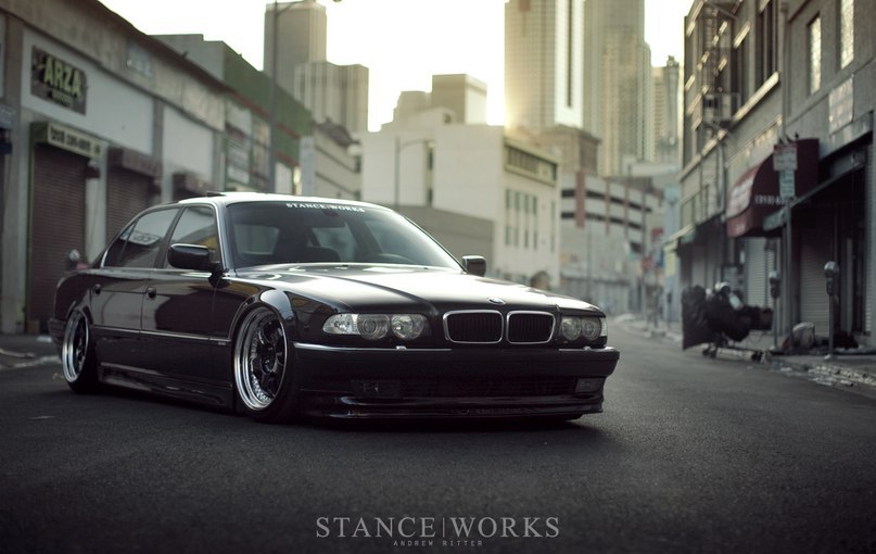 BMW E38 750iL - 4