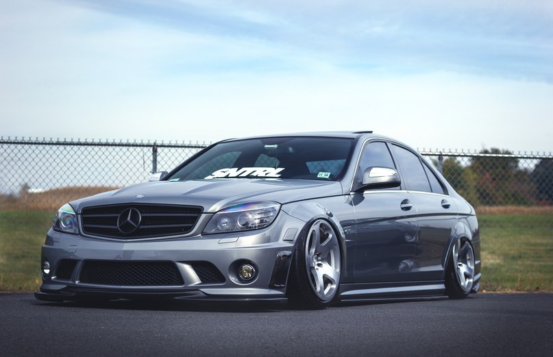 Mercedes-Benz C 63 AMG.