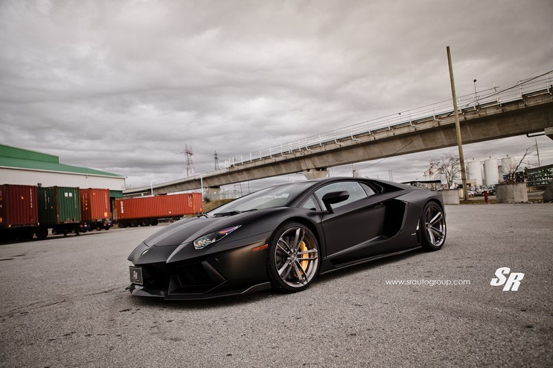 Lamborghini Aventador LP700-4. - 2