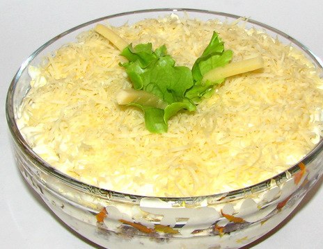 Салат с грибами и сардинами. Салат оригинальный, со свежинкой, не приедается. Попробуйте ...