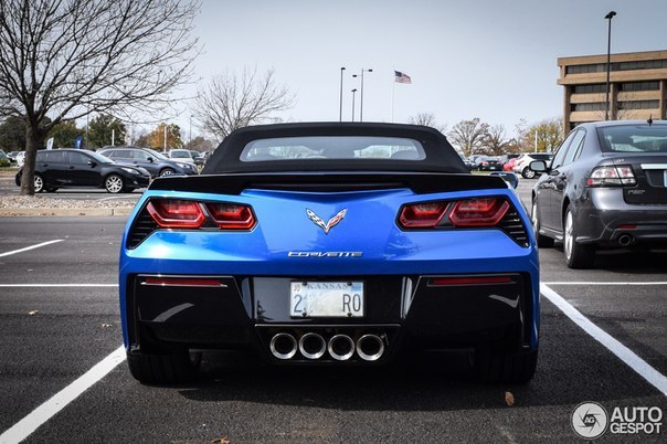 Chevrolet Corvette C7 Stingray Convertible - 8