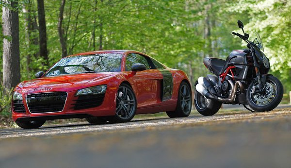 Audi R8 & Ducati Diavel Carbon.