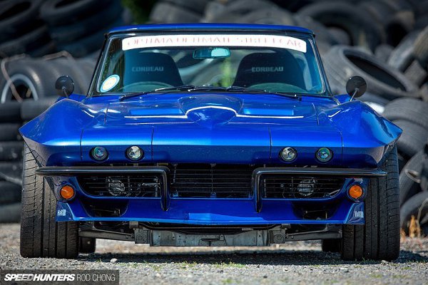 Chevrolet Corvette Stingray.