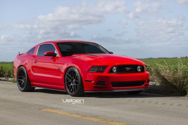 Ford Mustang GT on Velgen VMB7 Wheels. 20x9 & 20x10.5 - 4