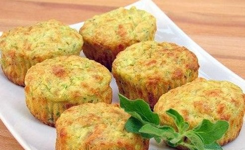 Маффины с овощами.на 100г - 95.87 ккал Б/Ж/У - 9.8/4.94/3.17 Ингредиенты: - фарш из филе индейки - 1 ...