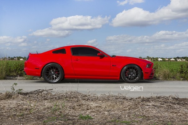 Ford Mustang GT on Velgen VMB7 Wheels. 20x9 & 20x10.5 - 5