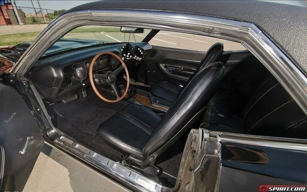 Plymouth Barracuda 383 Coupe - 5