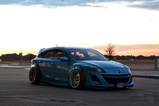 Mazda 3 - 5