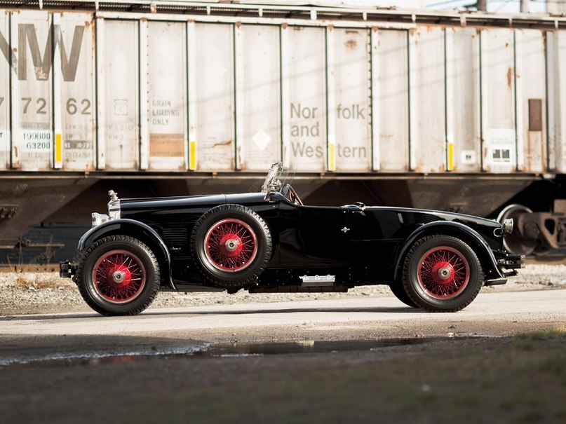 Stutz Vertical Eight Custom Black Hawk Two-Passenger Speedster by Robbins 1927 - 2