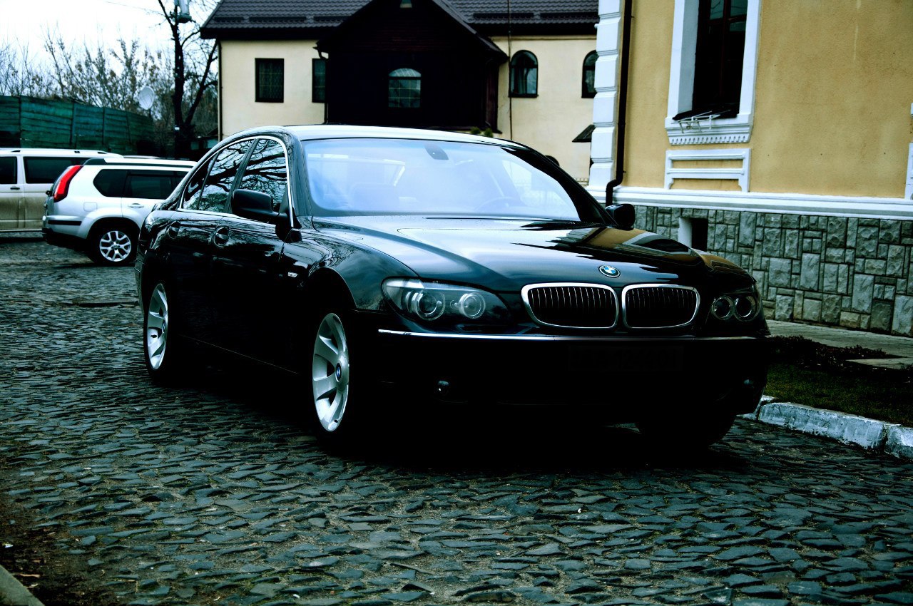 BMW 7 Series E66 - 4