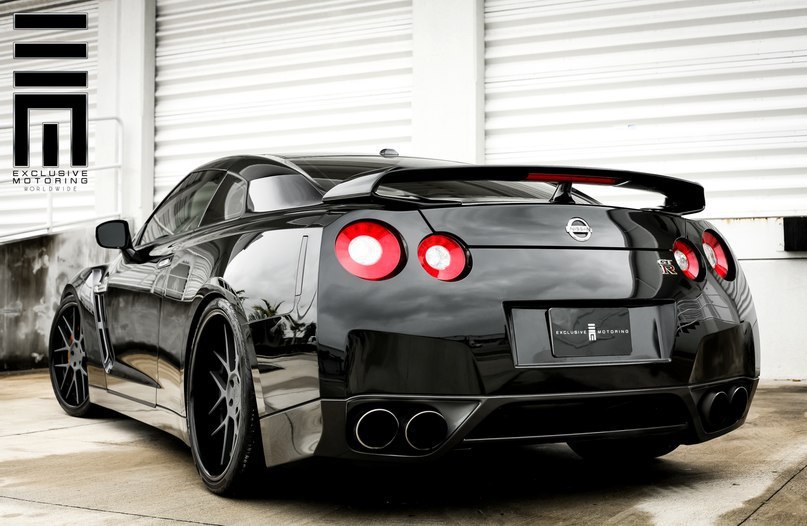 Nissan GT-R. - 6