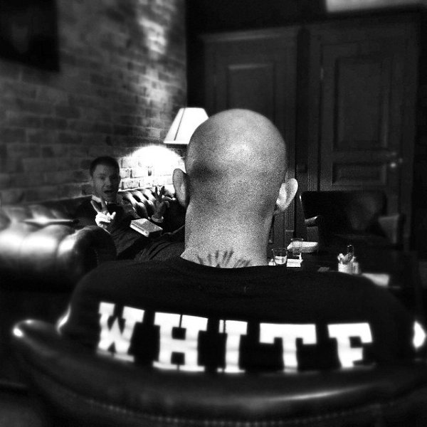 #StudioTime with bro @djsmash P.S. Делимся новым музлом и свежими идеями:)