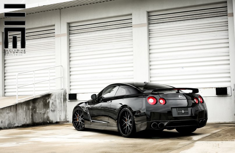 Nissan GT-R. - 8