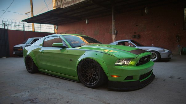 Ford Mustang RTR