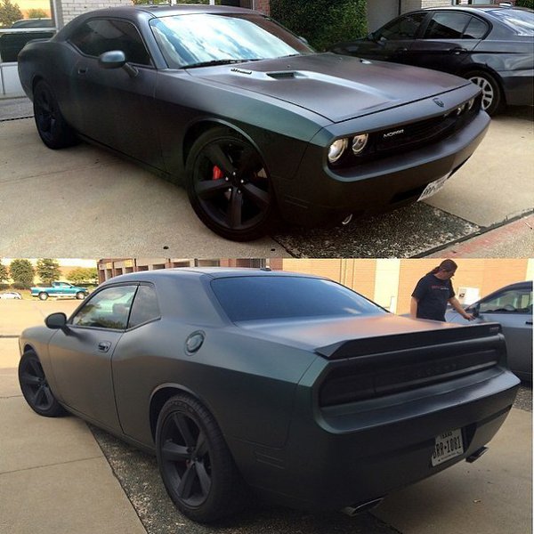 Zombie flip 2010 SRT8 Challenger. , .