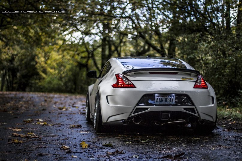 Nissan 370Z - 7