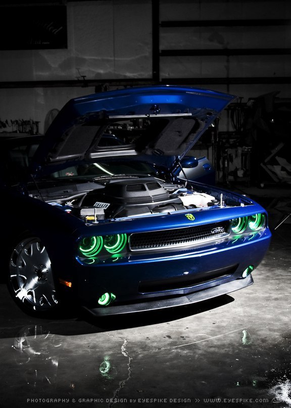 Dodge Challenger R/T. - 6