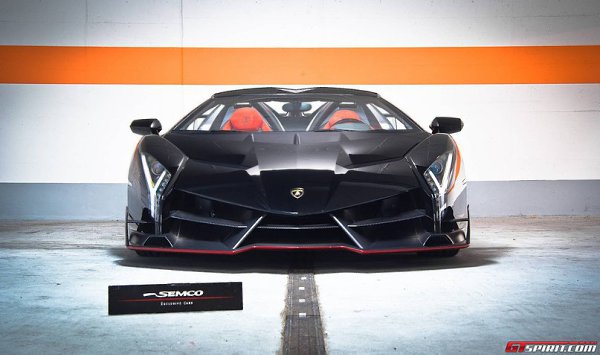 Lamborghini Veneno Roadster. - 4