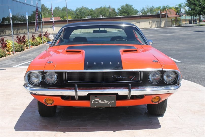 1970 Dodge Challenger - 8