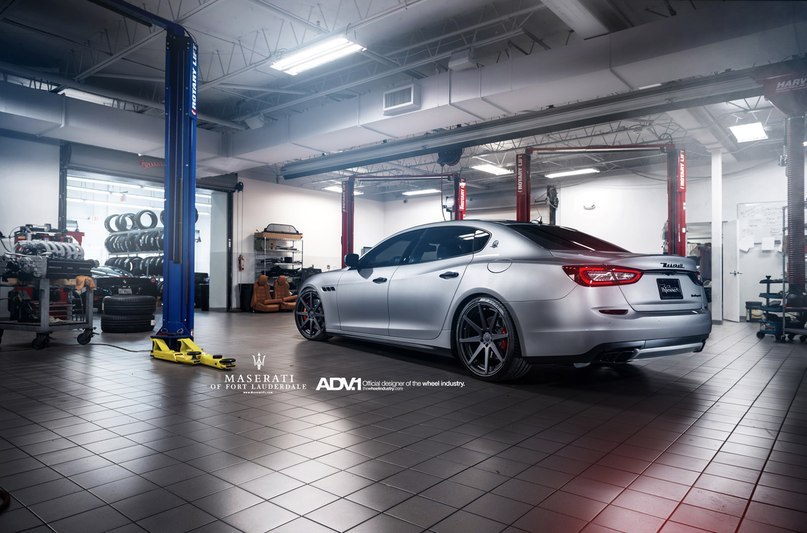 Maserati Quattroporte - 3