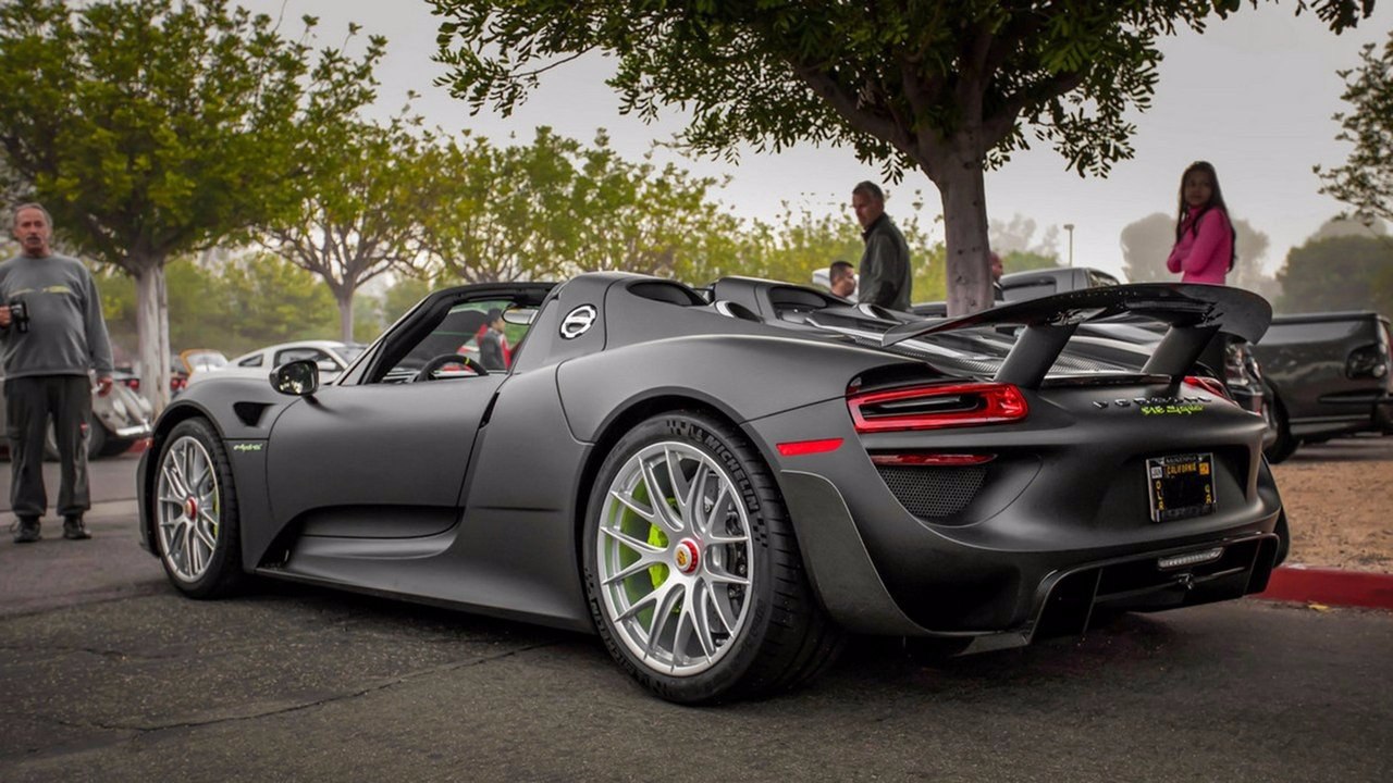 Porsche 918