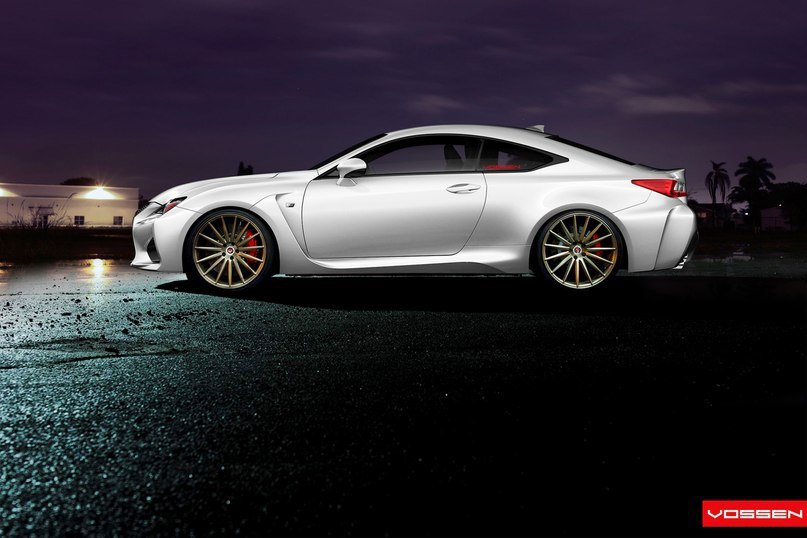 Lexus RC F. - 2