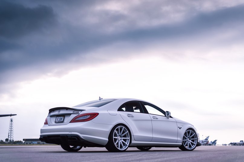 Mercedes-Benz CLS 63 AMG. - 5