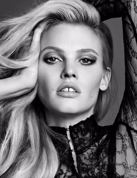 Lara Stone for W Magazine Korea by Iango Henzi + Luigi Murenu