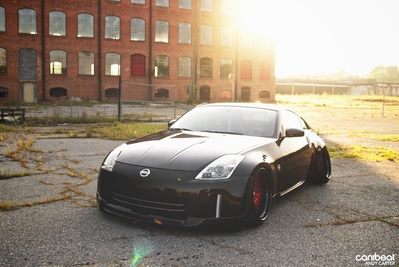 Nissan 350Z.